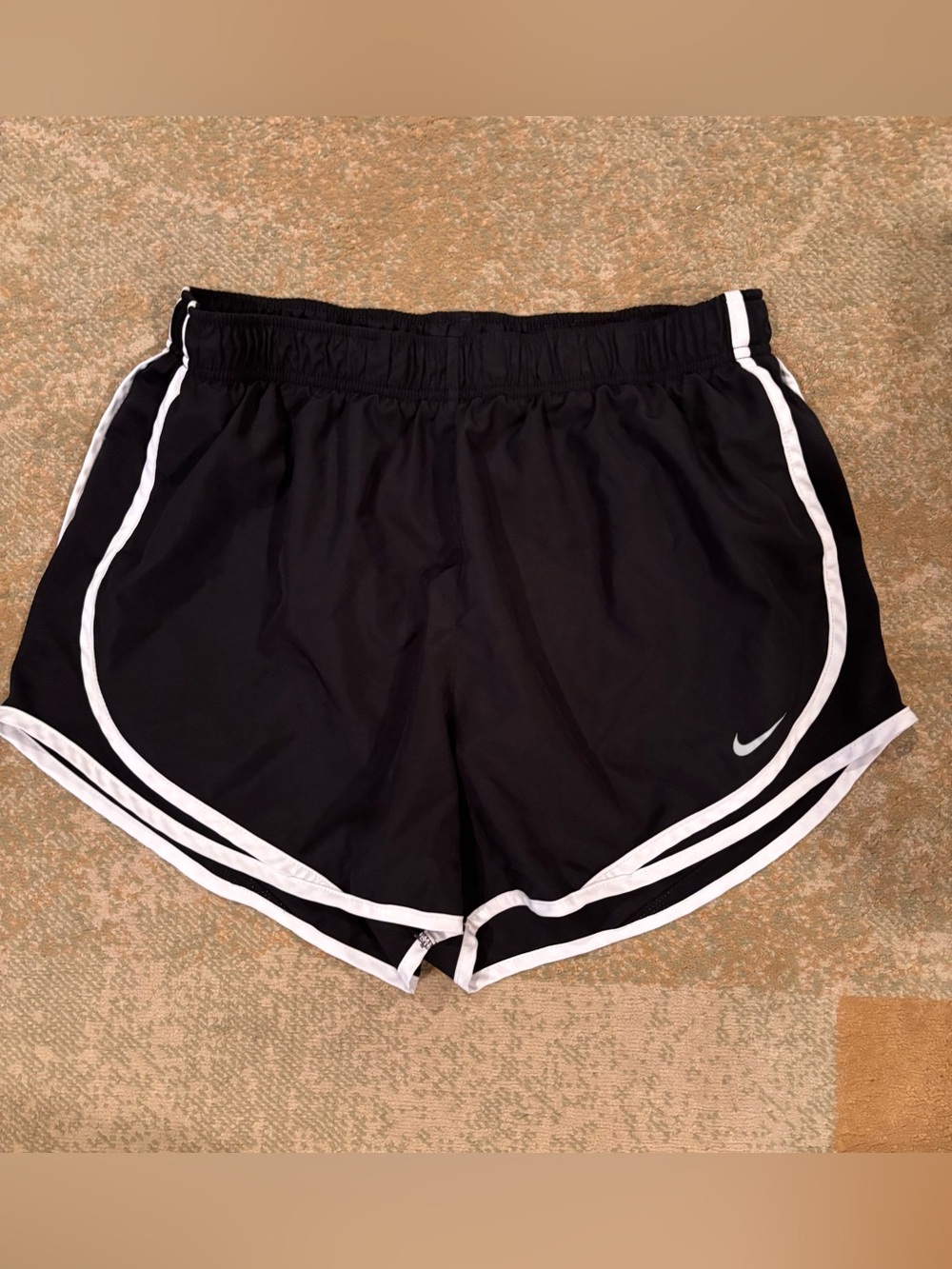 Nike Dri-FIT Tempo Running Shorts Womens Black White Lined Size L